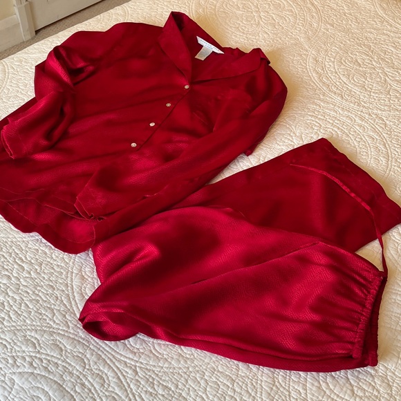 100% Silk Pajama Set Women’s Small Red 2 Pieces Long Sleeves Pants Classic Sexy - Picture 14 of 14